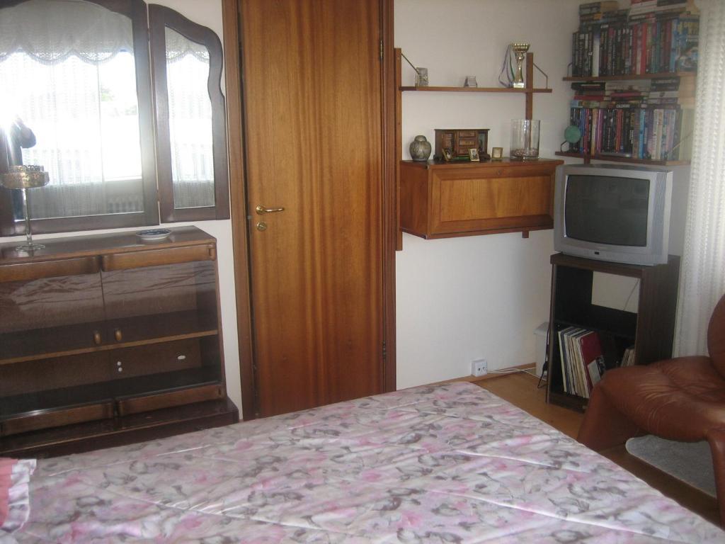 Guesthouse Bina Reikiavik Habitación foto